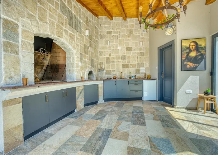 Holiday home Solea With Pool Bibinje
