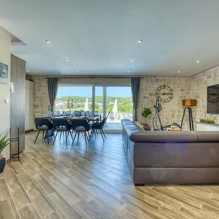 Solea With Pool Holiday home