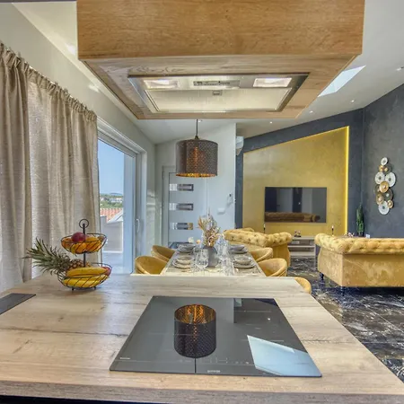 Holiday home Solea With Pool