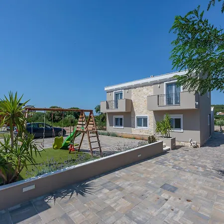 Holiday home Solea With Pool *